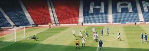 [Stewart palms away Weatherson's shot]